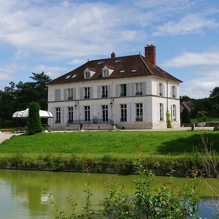 Chateau De Pommeuse Exterior photo